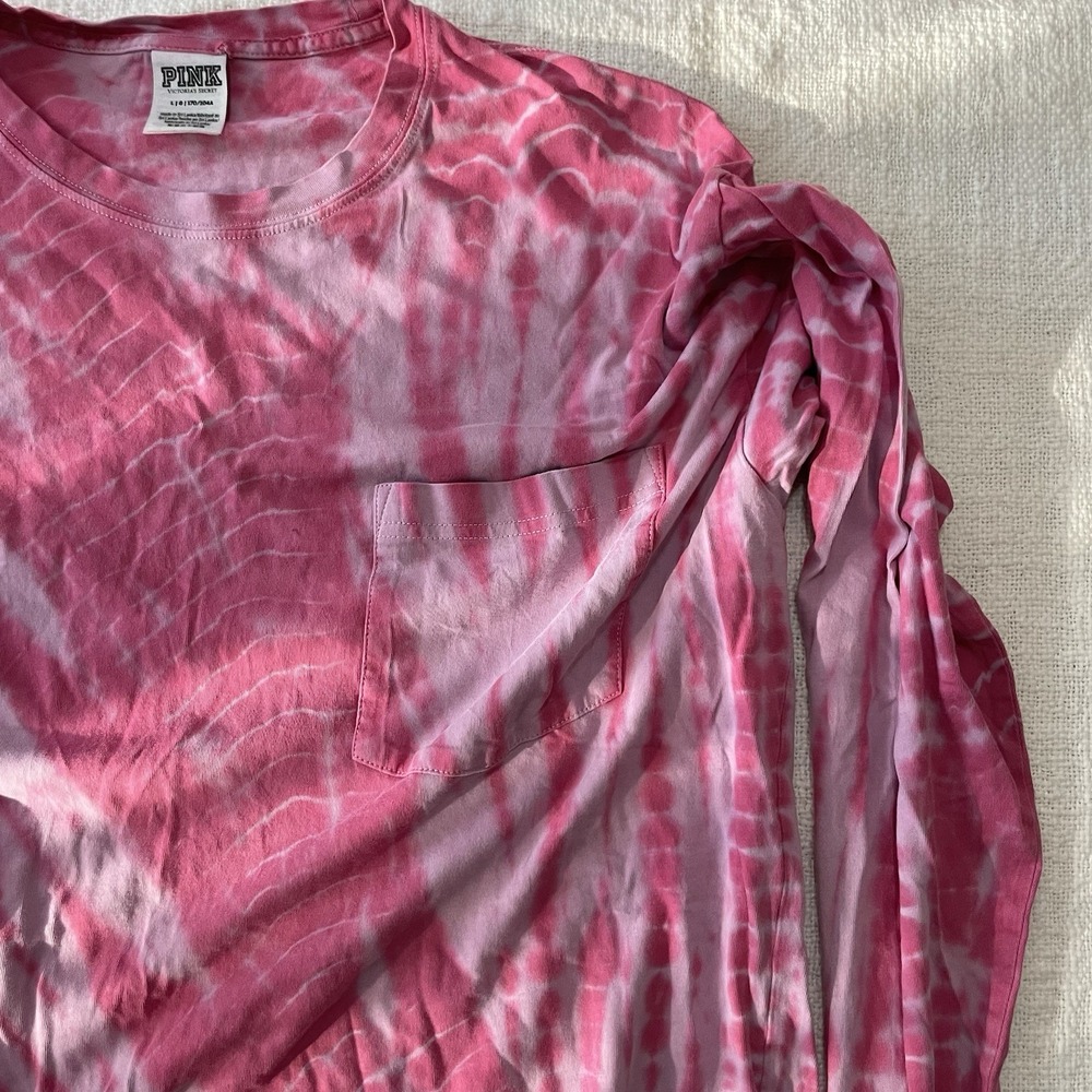 Victoria Secret PINK Large Varsity Crew Long‎ Sleeve Shirt Pocket Tie Dye - Picture 6 of 6